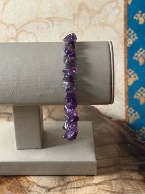Hand Crafted Purple Amethyst Chip Beaded Stretch Bracelet